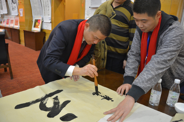 亮化工程慈善活動湖南正陽